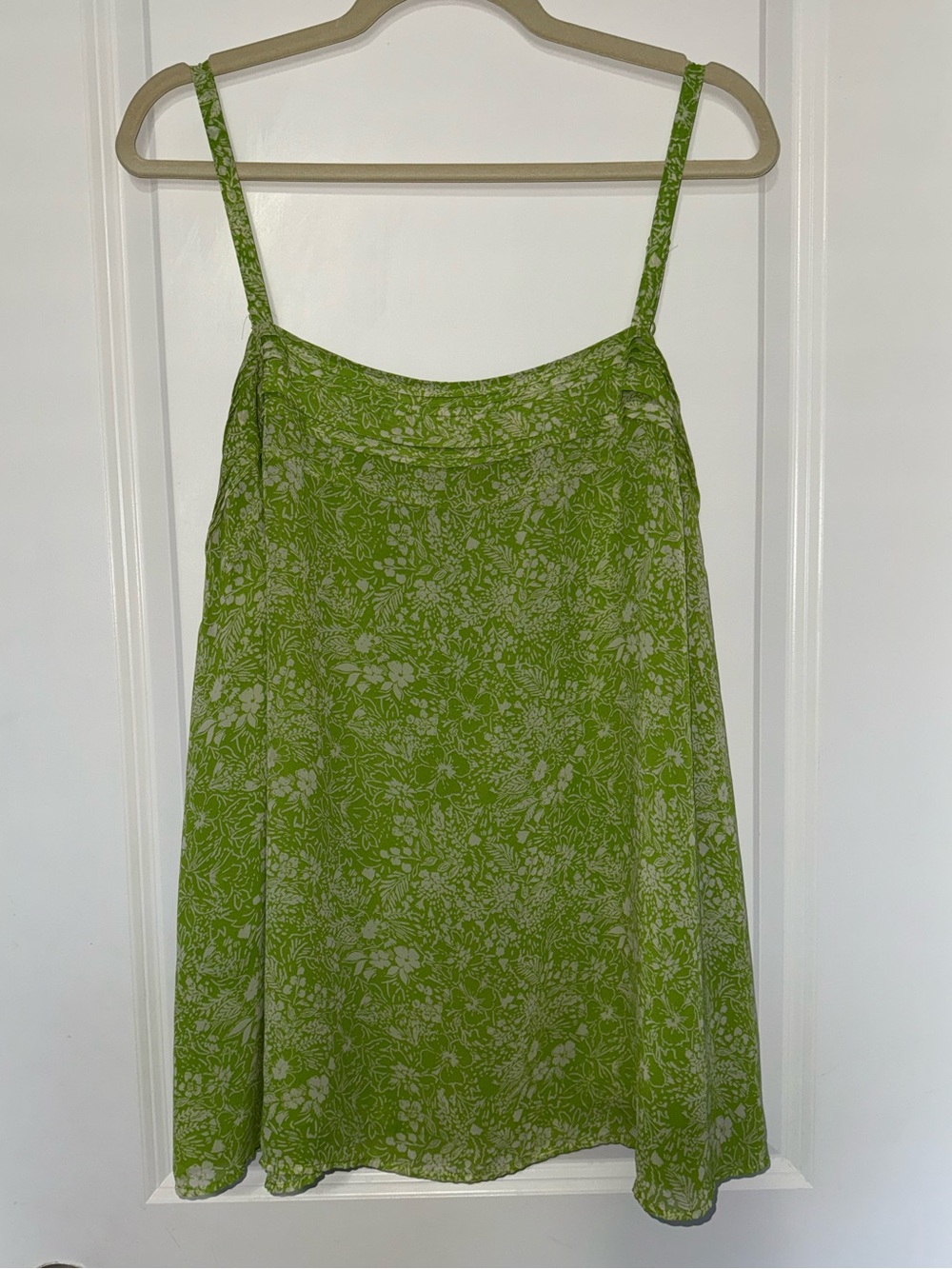 Torrid Green Floral Spaghetti Strap Tank